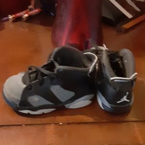 Toddler Jordan's size 4